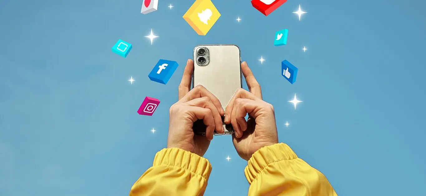 RESEAUX SOCIAUX COUVERTURE RESEAUX SOCIAUX COUVERTURE